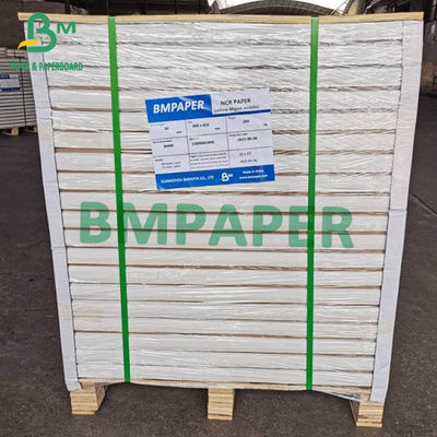 کاغذ NCR بدون کربن 55GSM 60GSM کربن جلو پشت 55GSM 60GSM 66x100cm 500 ورق