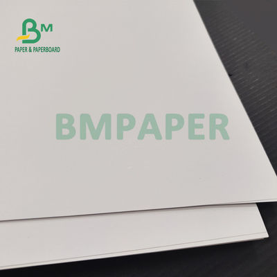 130 گرم 150 گرم کاغذ مات نیمکت برای کتاب تصویری 57 x 87 سانتی متر با روکش دو طرفه