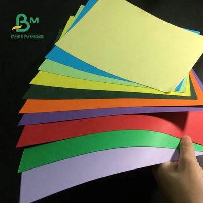 180 گرم 200 گرم 230 گرم کارت آبی قرمز معمولی تجزیه پذیر برای جلد کتاب سخت 65 x 100 سانتی متر