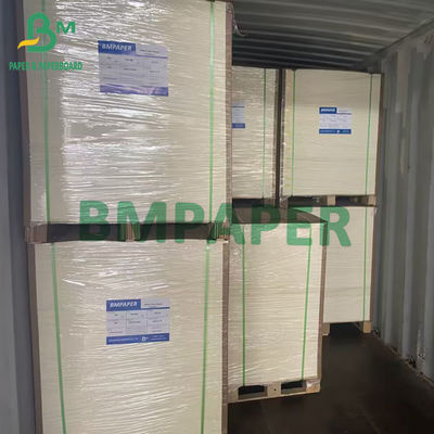 70 گرم 75 گرم کاغذ سفید چوبی بدون پوشش در سایز ویژه 500 برگ در هر رم