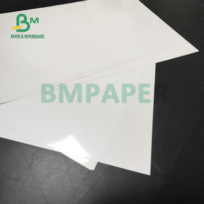کاغذ مقاومت مرطوب 65 گرمی 70 گرمی C1S برای برچسب آبجو 49 x 68 سانتی متر مقاوم در برابر آب