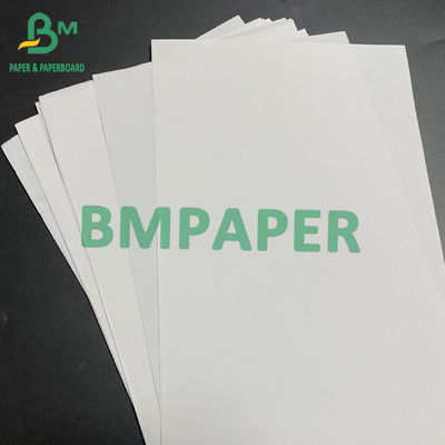 کاغذ کپی SGS بدون کربن CB CFB CF اندازه 43 X 61cm A2 55-60 Gsm کاغذ سفید تصویر سیاه