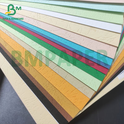 A4 A3 اندازه کاغذ گافری 160g 230g کاغذ گافری چندرنگ