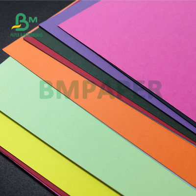 230gm چند رنگی کاغذ بسته بندی پوشش سفتی بالا 22 &quot;x 28&quot;
