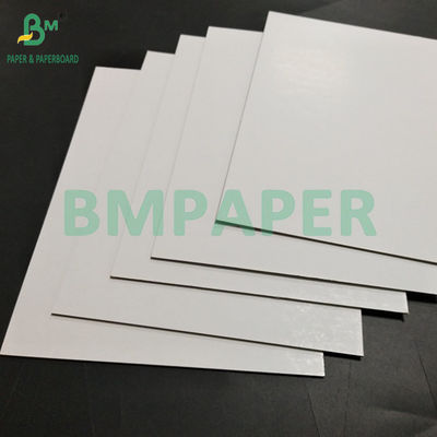 1.5mm 2mm ضخامت بالا C2S سفید پوشش داده شده کاغذ دوگانه برای ساخت کارت بازی