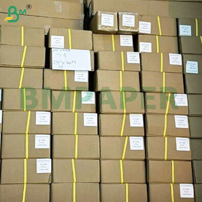 تصویر شفاف رول های کاغذ ردیابی شکل بزرگ برای طراحی
