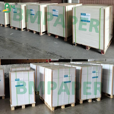 پوشش بدون پوشش چوبی کارت 130 پوند پوشش 350 گرم سفید روشن 17pt