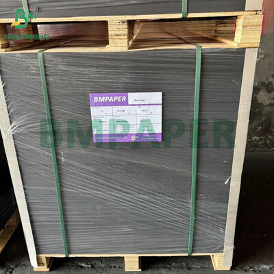 مقوای تمام مشکی 1000 گرمی 1200 گرمی 1400 گرمی 93 سانتی متر در 130 سانتی متر برای جعبه های بسته بندی محکم